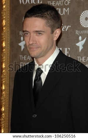 Topher Grace  at the 2nd Annual Art of Elysium Black Tie Charity Gala \'Heaven\'. The Vibiana, Los Angeles, CA. 01-10-09