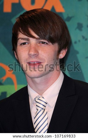 Drake Bell  in the press room at the 2008 Teen Choice Awards. Gibson Amphitheater, Universal City, CA. 08-03-08