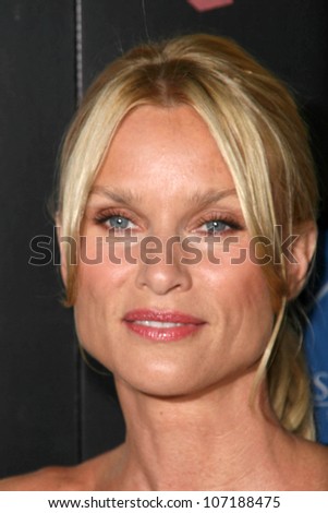 Nicollette Sheridan  at the Los Angeles Premiere of \