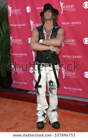 Criss Angel  arriving at The 43rd Annual Academy Of Country Music Awards. MGM Grand Hotel And Casino, Las Vegas, NV. 05-18-08