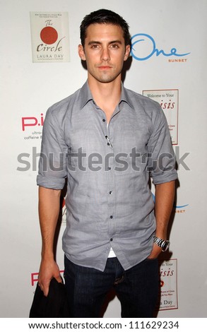 Milo Ventimiglia at a party celebrating the books written by Laura Day. One Sunset, West Hollywood, CA. 06-19-07