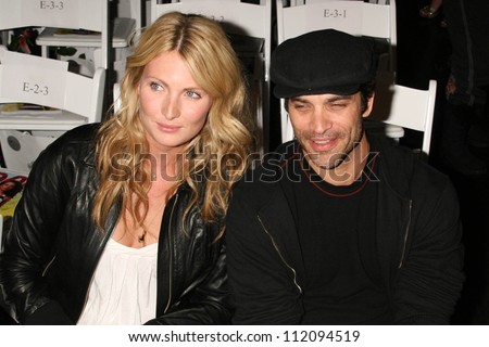 Johnathon Schaech and friend inside at the 2B Free Fall 2007 Collection Fashion Show. Boulevard 3, Hollywood, CA. 03-19-07