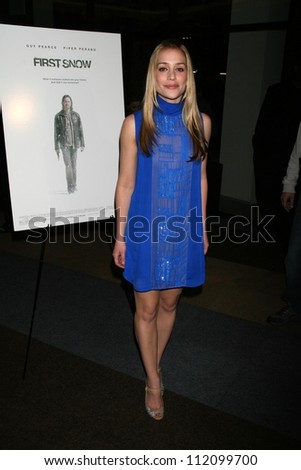 Piper Perabo at the Los Angeles premiere of \