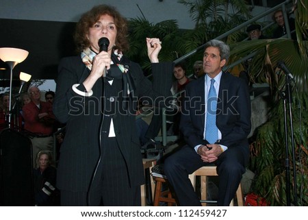 Teresa Heinz Kerry and John Kerry at an instore event to promote the new book \