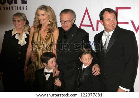 LOS ANGELES - NOVEMBER 21: Shawn Southwick, Larry King and Larry King Jr. with family at \