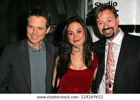 HOLLYWOOD - DECEMBER 07: Scott Wolf, Camille Guaty and Howard Fine at Howard Fine's Ball of Fire December 07, 2006 in Boardners, Hollywood, CA.