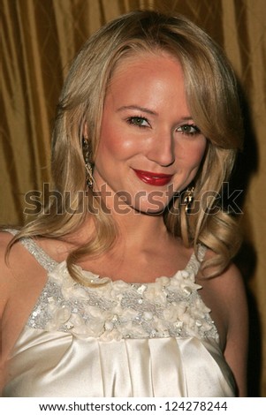 BEVERLY HILLS, CA - DECEMBER 11: Jewel at the Annual ACLU Bill of Rights Awards Dinner at Regent Beverly Wilshire December 11, 2006 in Beverly Hills, CA.