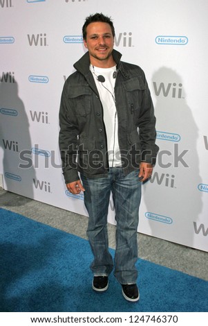 Drew Lachey at the party celebrating the launch of Nintendo\'s Game Console Wii. Boulevard 3, Los Angeles, California. November 16, 2006.