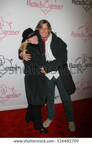 Cheryl Lynch and Chris Atkins at the Bench Warmer Trading Card\'s Holiday Party and Toy Drive. Area, Los Angeles, California. December 20, 2006.