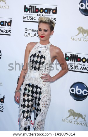 Miley Cyrus at the 2013 Billboard Music Awards Arrivals, MGM Grand, Las Vegas, NV 05-19-13