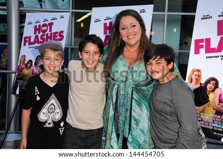 Camryn Manheim with son and friends at 
