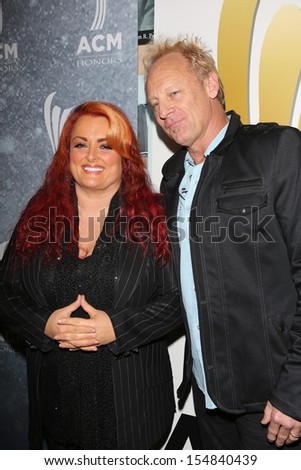 Wynonna Judd And Husband Michael Scott 