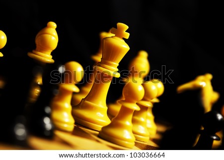 Chess game/Chess game with yellow and black pieces