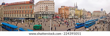 ZAGREB - OCTOBER 3: Unidentified people on main city square (Ban Jelacic square) on October 3, 2014 in Zagreb, Croatia. Many tourists visit Ban Jelacic square, which is located in old city core.