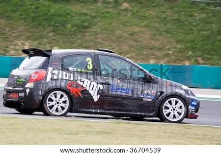 BUDAPEST - AUGUST 30: L.Bravec drive the  MAD CROC TEAM cars at Alpe-Adria Clio Cup  August 30, 2009 in Budapest, Hungary