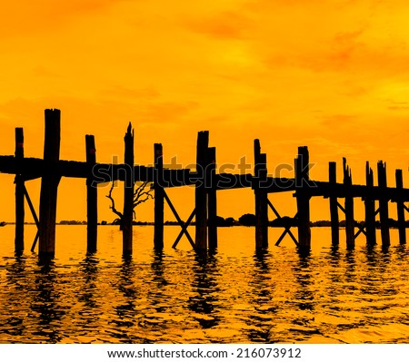 U bein bridge, Taungthaman lake, Amarapura, Burma. It is the oldest and longest teak wooden bridge in the world