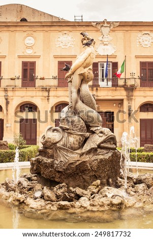 Sculpture of main Monreale square.