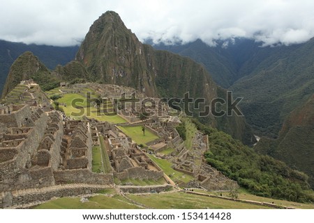 Machu Picchu the hidden inca city in the clouds