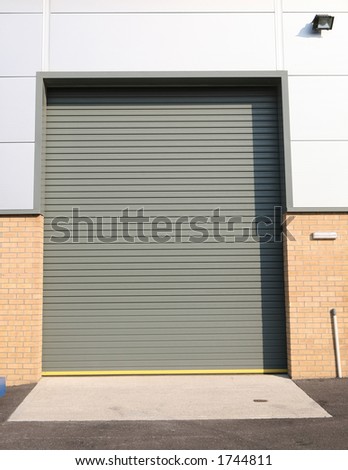 Industrial roller shutter door