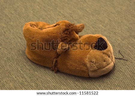 slippers, home, backgrounds, foot, walking, old, shoe, fashion, interior