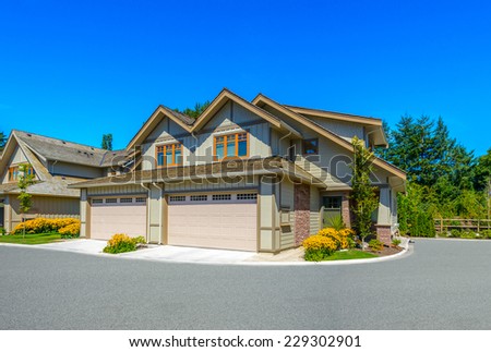Big custom made luxury house, townhouse with garage  in the suburbs of Vancouver, Canada.