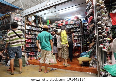 SAKAEO, THAILAND - MAY 5 : shopper purchase products in Rong Kluea market on May 5, 2014 in Aranyaprathet Sakaeo, Thailand. Rong Kluea market is the famous bargaining prices market in thailand.