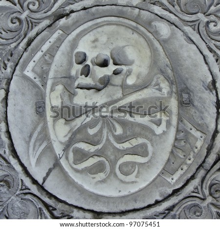 Skull On The Cathedral Crypt. Pisa. Italy Stock Photo 97075451 ...