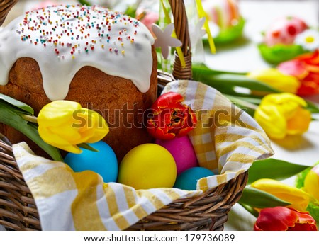Easter cake and colorful eggs for Easter
