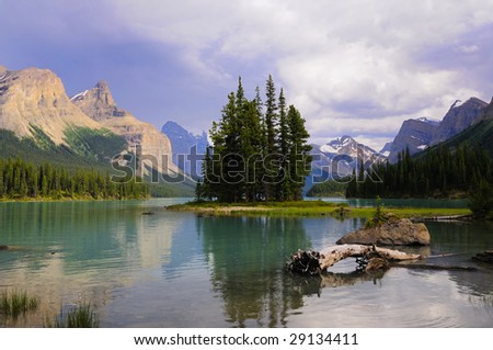 Spirit island at Maligne Lake, Jasper National Park, Canada