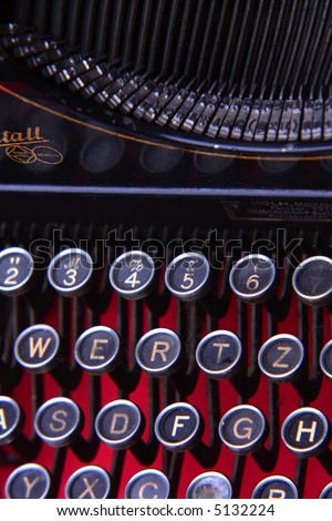 keys on old type writer
