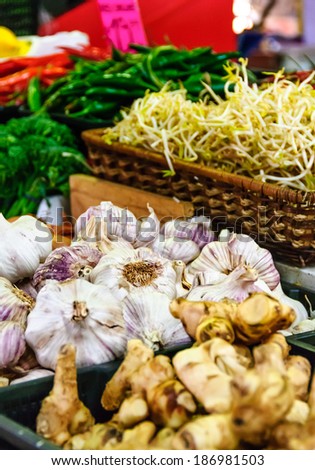 garlic queen victoria market melbourne