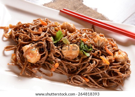 Japan saba noodles with chicken and vegetables