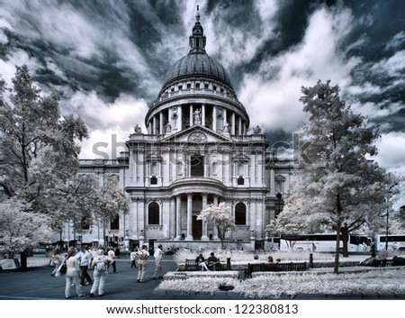 LONDON - JUNE 14: Tourist visits St Paul\'s Cathedral on June 14, 2012 in London, UK, founded in 604, completed in 1708, 111m high, locates at the top of Ludgate Hill, London. The infrared image.