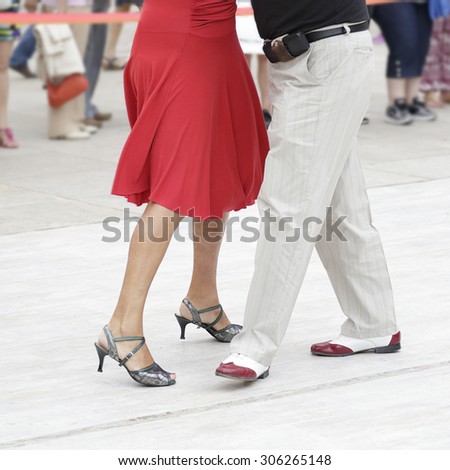 Street dancers performing tango dance