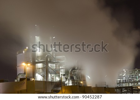 Vapour-emissions deriving from an oil-refinery plant