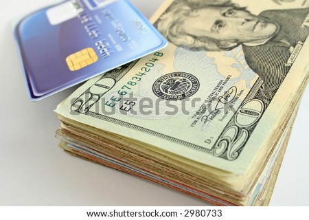 Cash advance using a credit card to withdraw american dollars