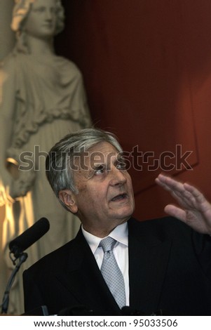 BUDAPEST, HUNGARY - AUG 27: Jean-Claude Trichet, President of the European Central Bank, speaks at the 22nd Annual Congress of the European Economic Association in Budapest, Hungary, on Monday, August 27, 2007.
