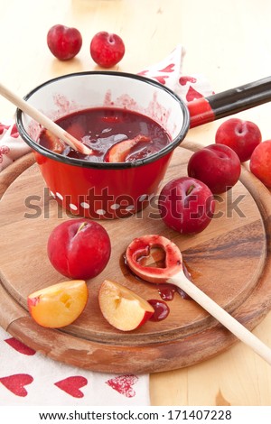 Plumsauce, plum preserves made from fresh red fruits