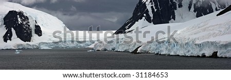 Beautiful panorama of the Antarctic Peninsula