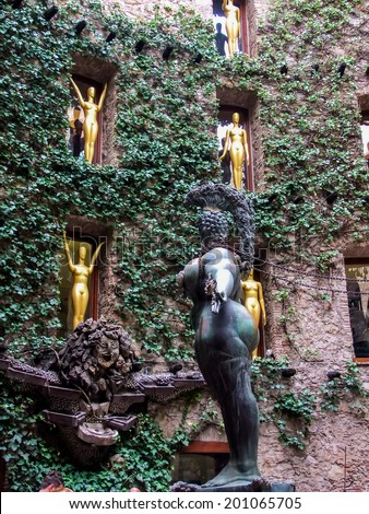 FIGUERES, SPAIN - SEPTEMBER 8, 2010: UInterior of Dali\'s Museum in Figueres, Spain. Salvador Dali is buried in a crypt in the Museum basement.