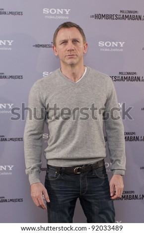 MADRID, SPAIN - JANUARY 04: British actor Daniel Craig presents \'The Girl With The Dragon Tattoo\' (Los Hombres Que No Amaban A Las Mujeres) at Villamagna hotel on January 4, 2012 in Madrid, Spain.