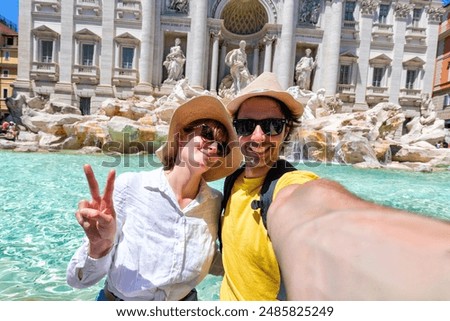 Similar – Foto Bild Rom-Trevi-Brunnen oder Fontana di Trevi in Rom, Italien.