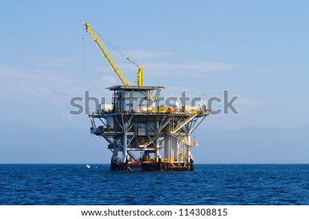 Large Pacific Ocean Offshore Oil Rig Drilling Platform Off The Southern ...