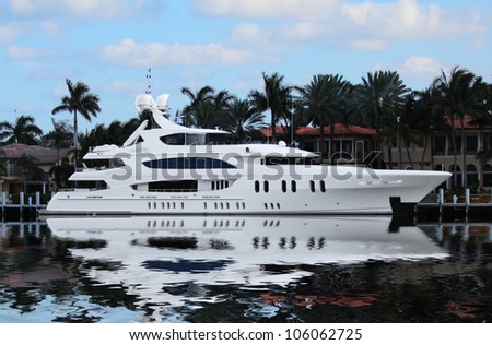 Luxury Yacht in Fort Lauderdale, Florida