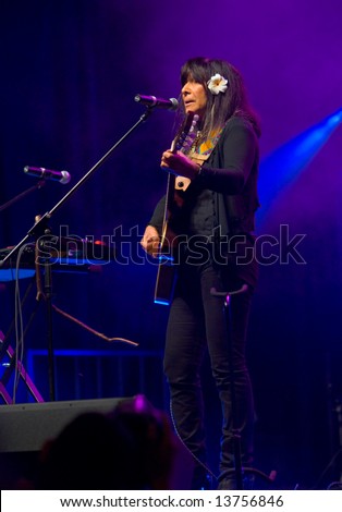Native American singer and songwriter Buffy Sainte-Marie in concert in Ottawa Canada, June 2008. unsharpened from raw.