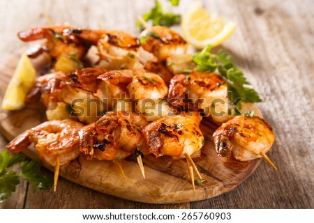 Shrimps skewers