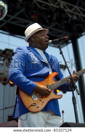 LINCOLN, CA - September 18th: Michael Cooper with Con Funk Shun performs at Thunder Valley Casino and Resort in Lincoln, California on September 18th, 2011