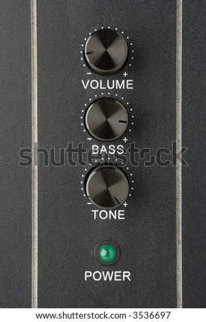 faders volume bass tone and power lamp