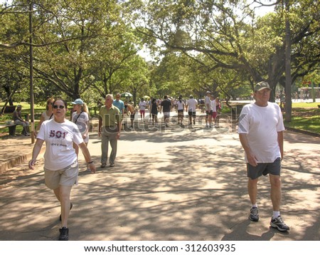 Sao Paulo, Brazil, February 18, 2007:. People enjoy a hot day in Park Ibirapuera in Sao Paulo, Brazil.. The Ibirapuera is one of Latin America largest city parks