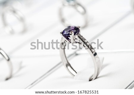 Wedding gift ring